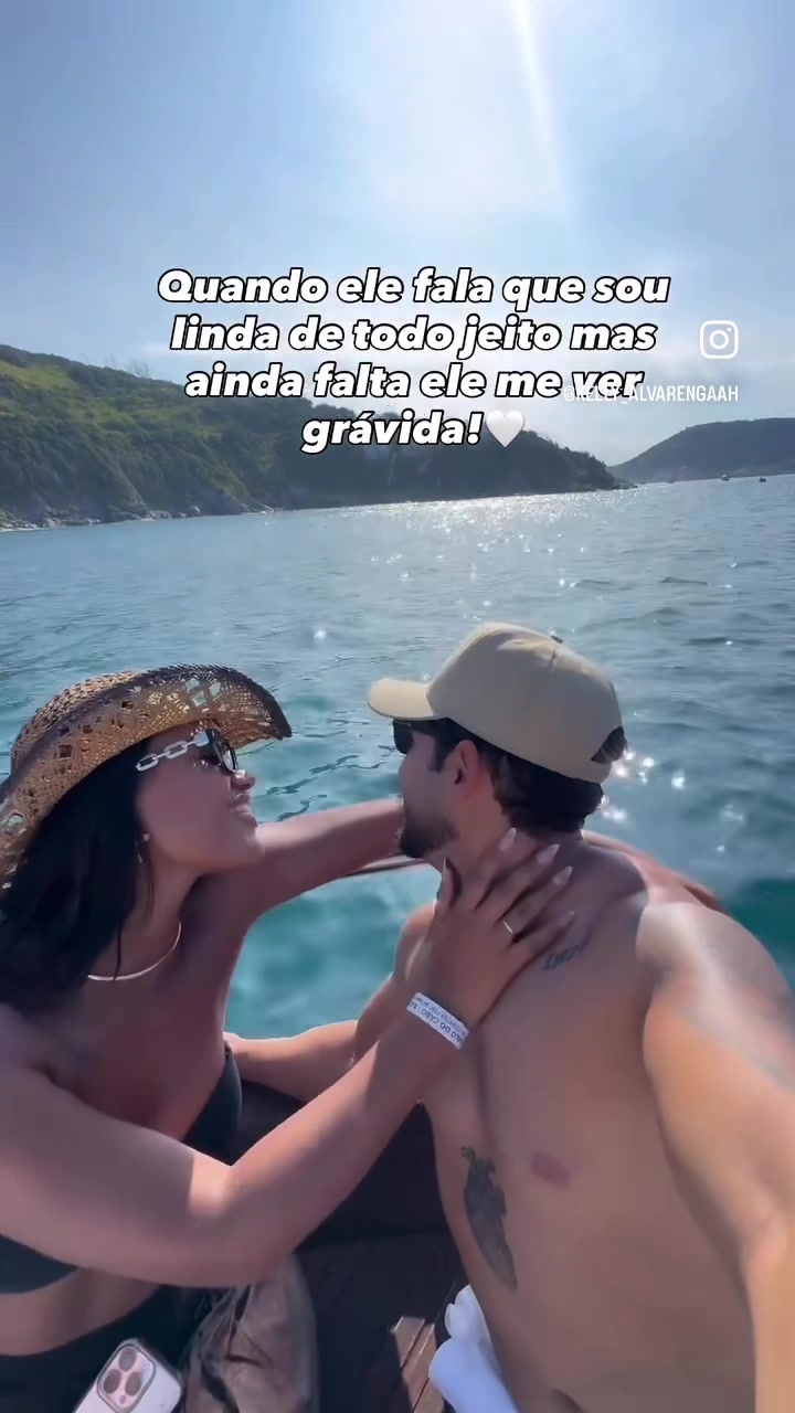 @Kelly Alvarengaah