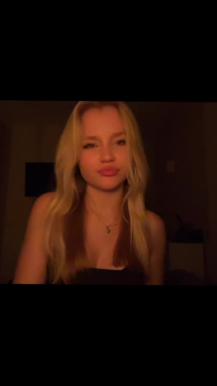 @blondinka