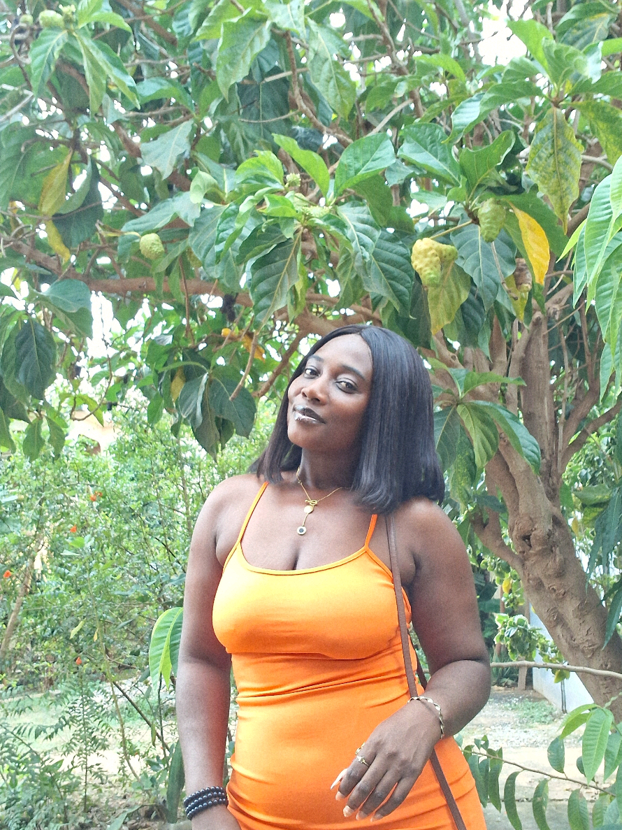 @YAA KISSIWAA ASANTE😇✨🥂