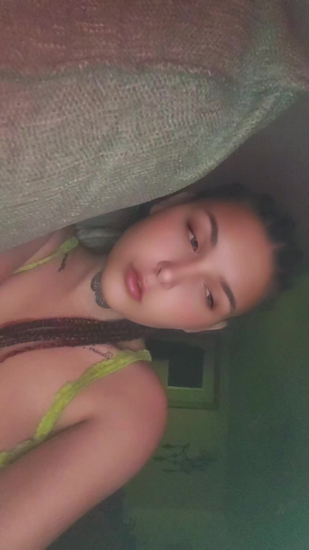 @Lil&bull;anxiousThang