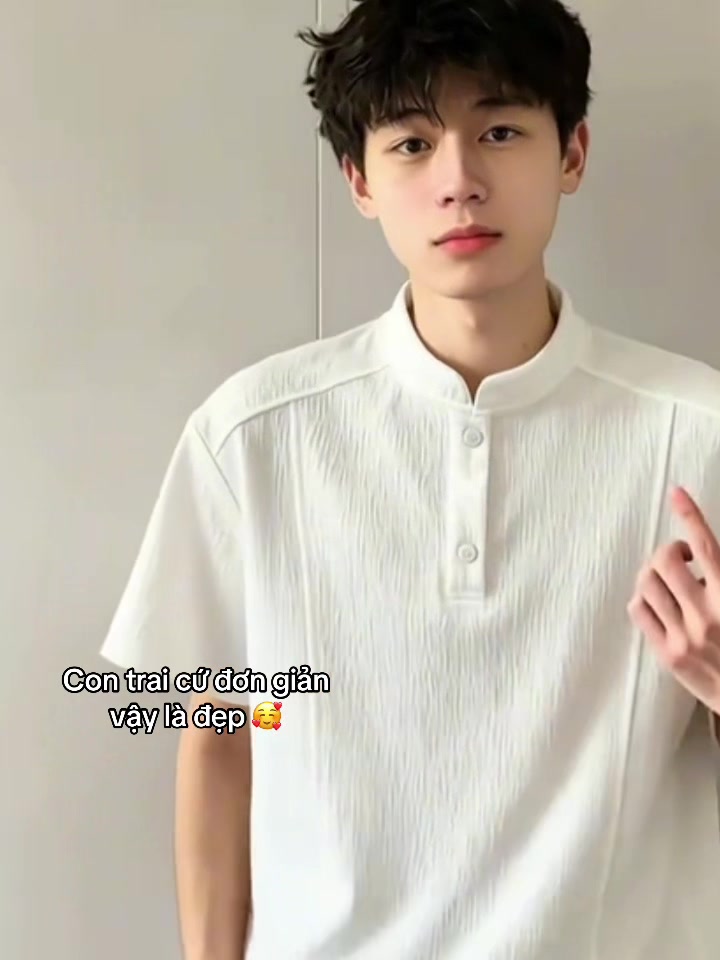 @Quả Nho To 𝓻𝓮𝓿𝓲𝓮𝔀 🍇
