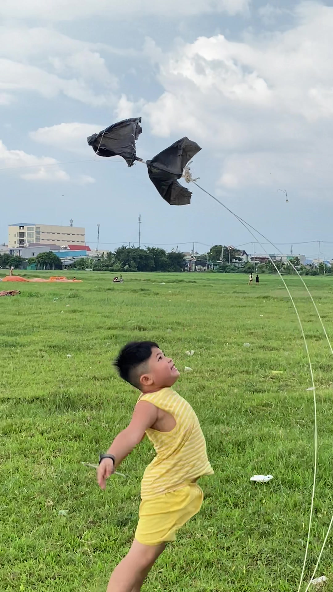 @Thả diều cùng Lợi