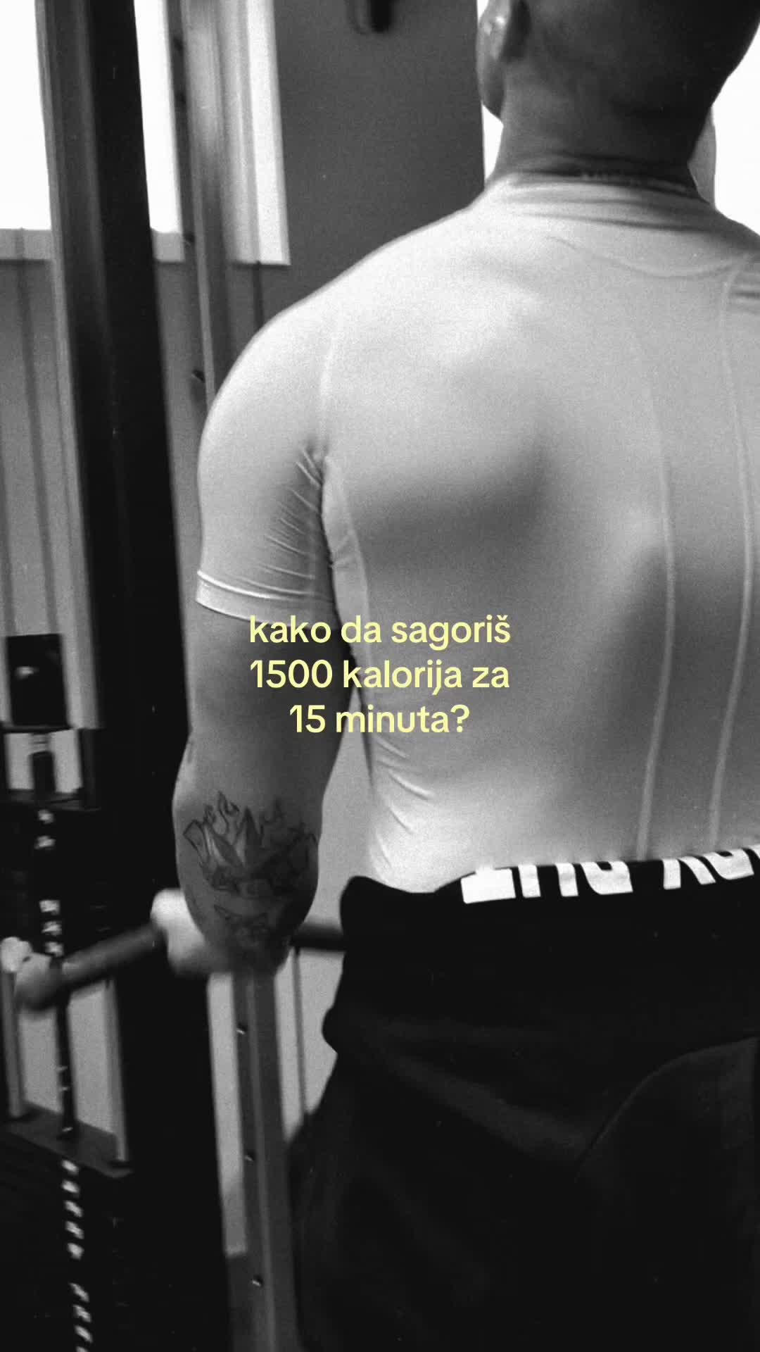 @V U K