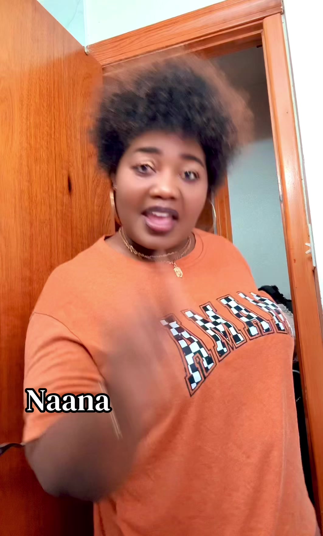 @naana