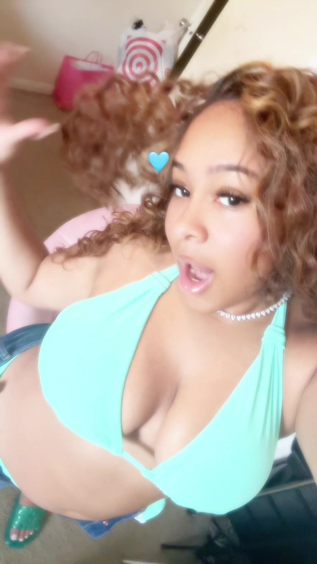 @Suesssuee__