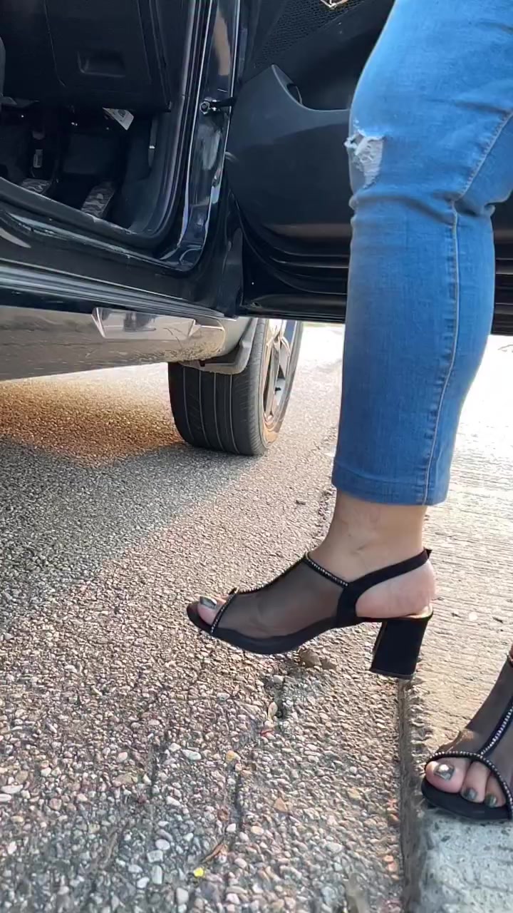 @𝐌𝐚𝐫𝐢𝐚 Gujjar