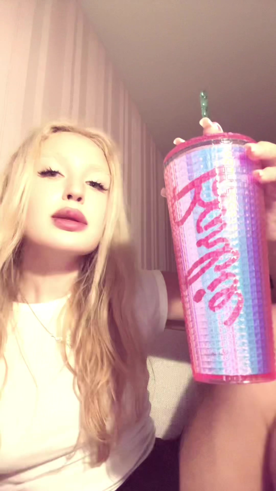 @kondratyevaaaaaaaaa