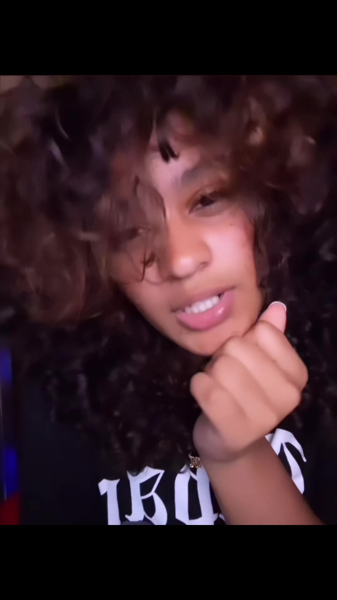 @Just Niki💁🏽&zwj;♀️