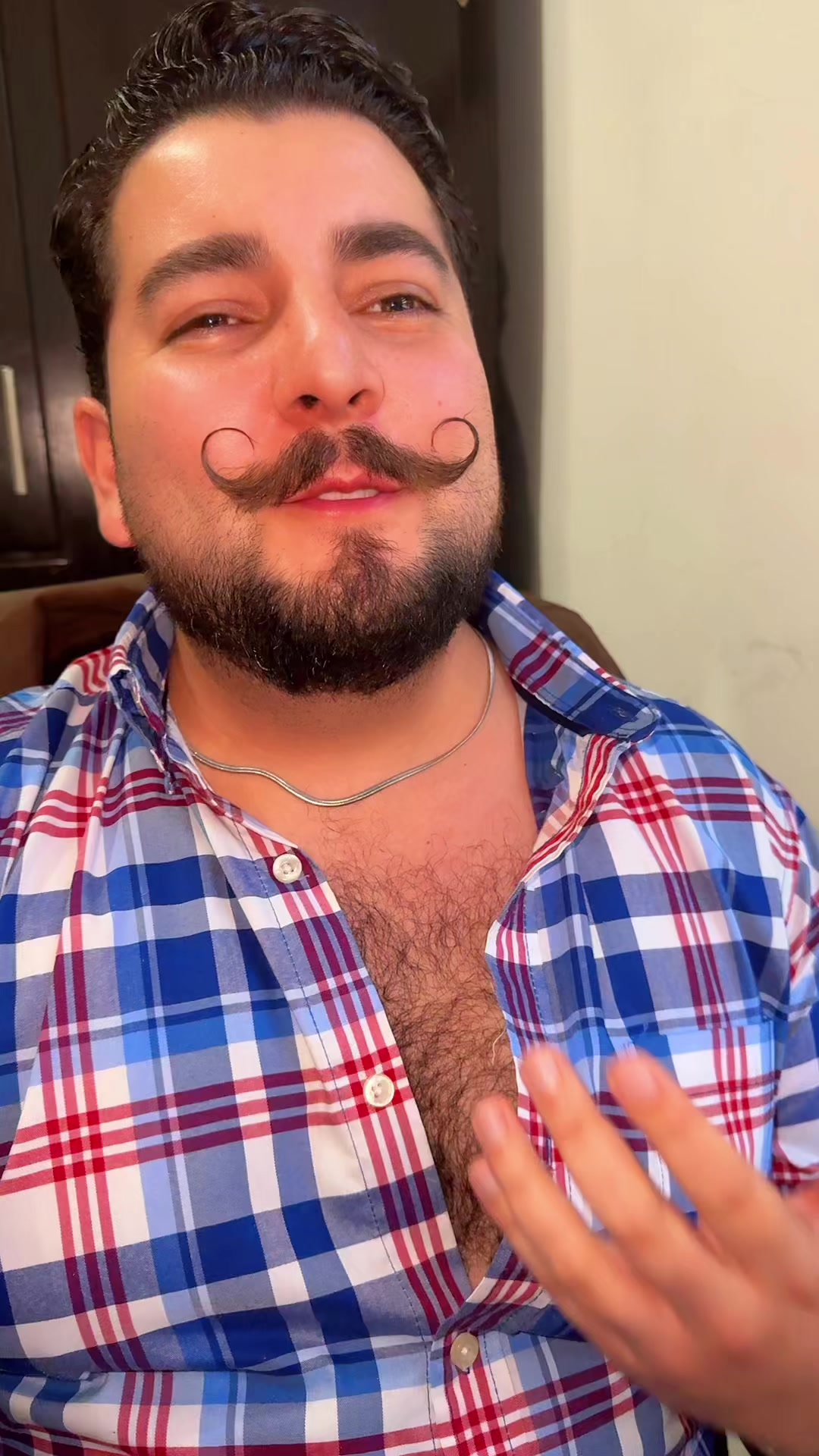 @elbigotoso