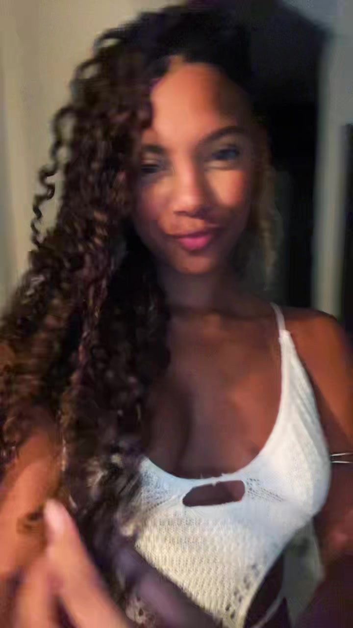 @livyasantos___