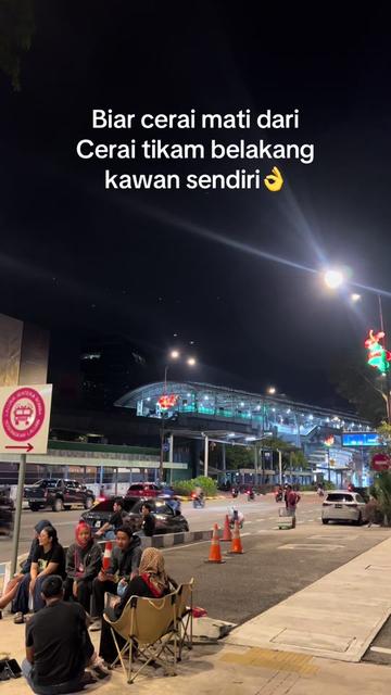 @Bukan_Lons