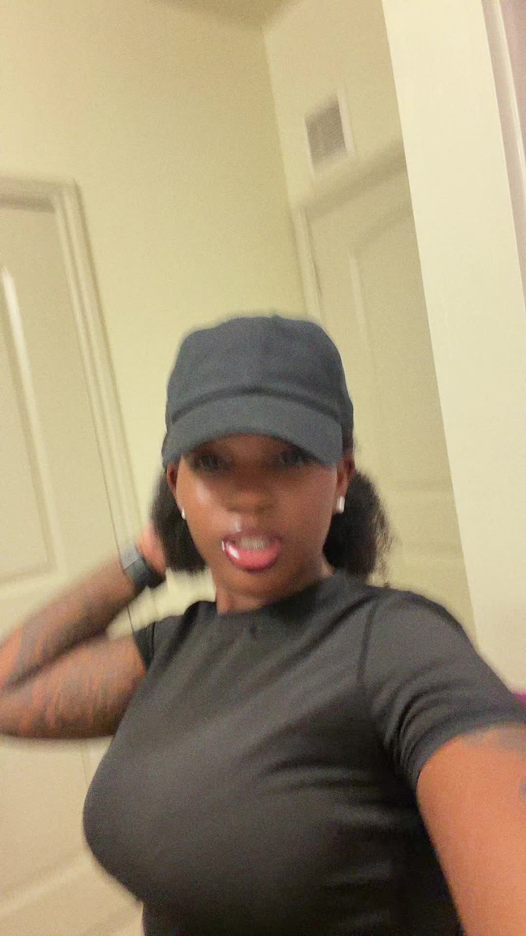 @somefineshyttt