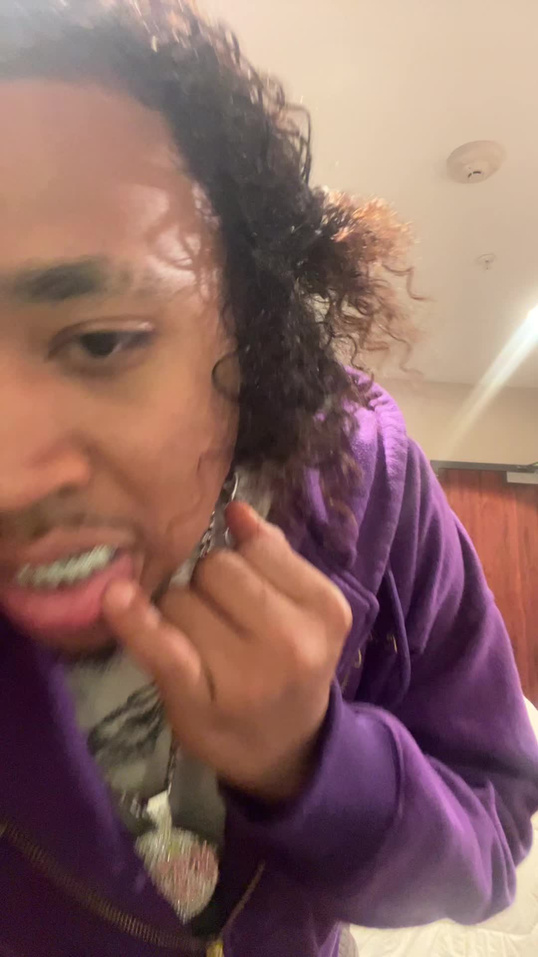 @yoojaylooo
