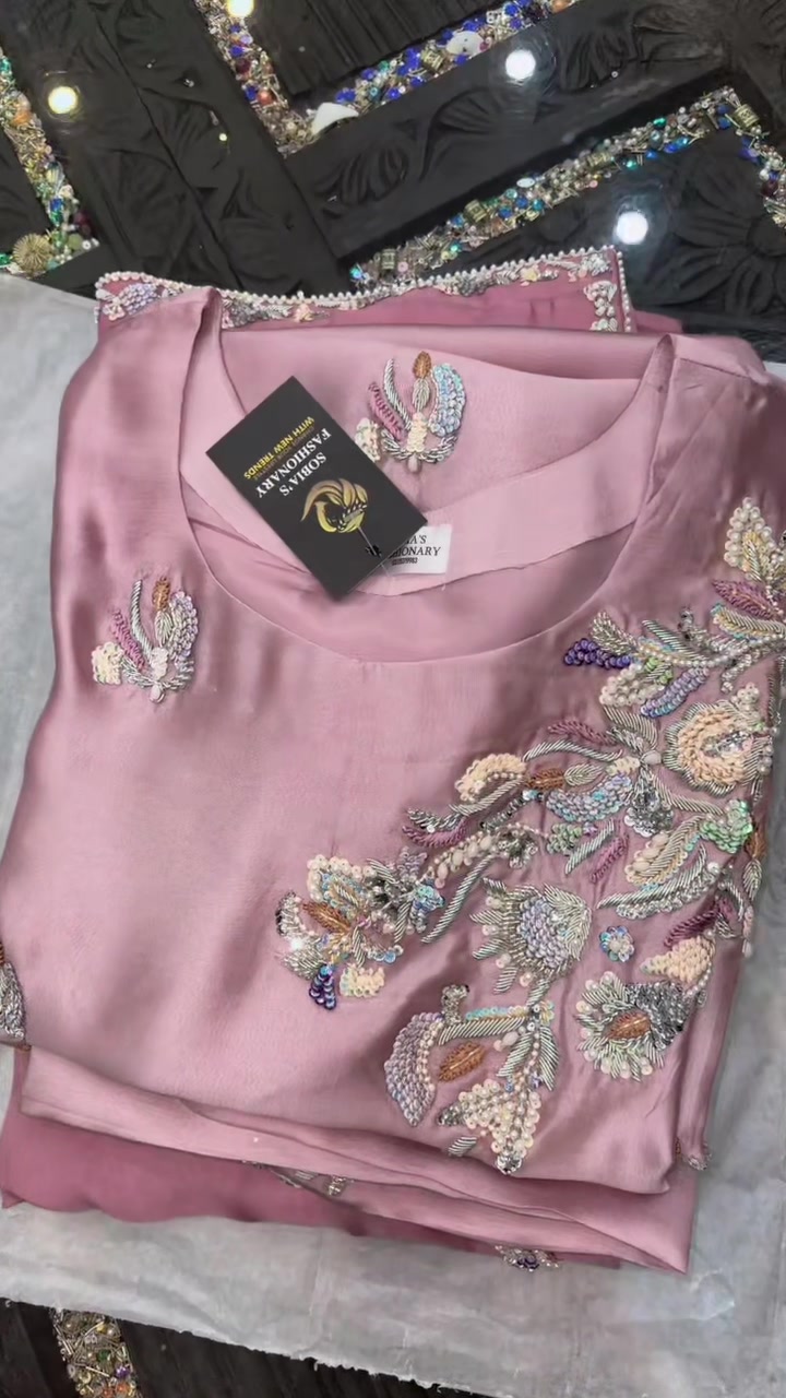 @Sobia Fashionary