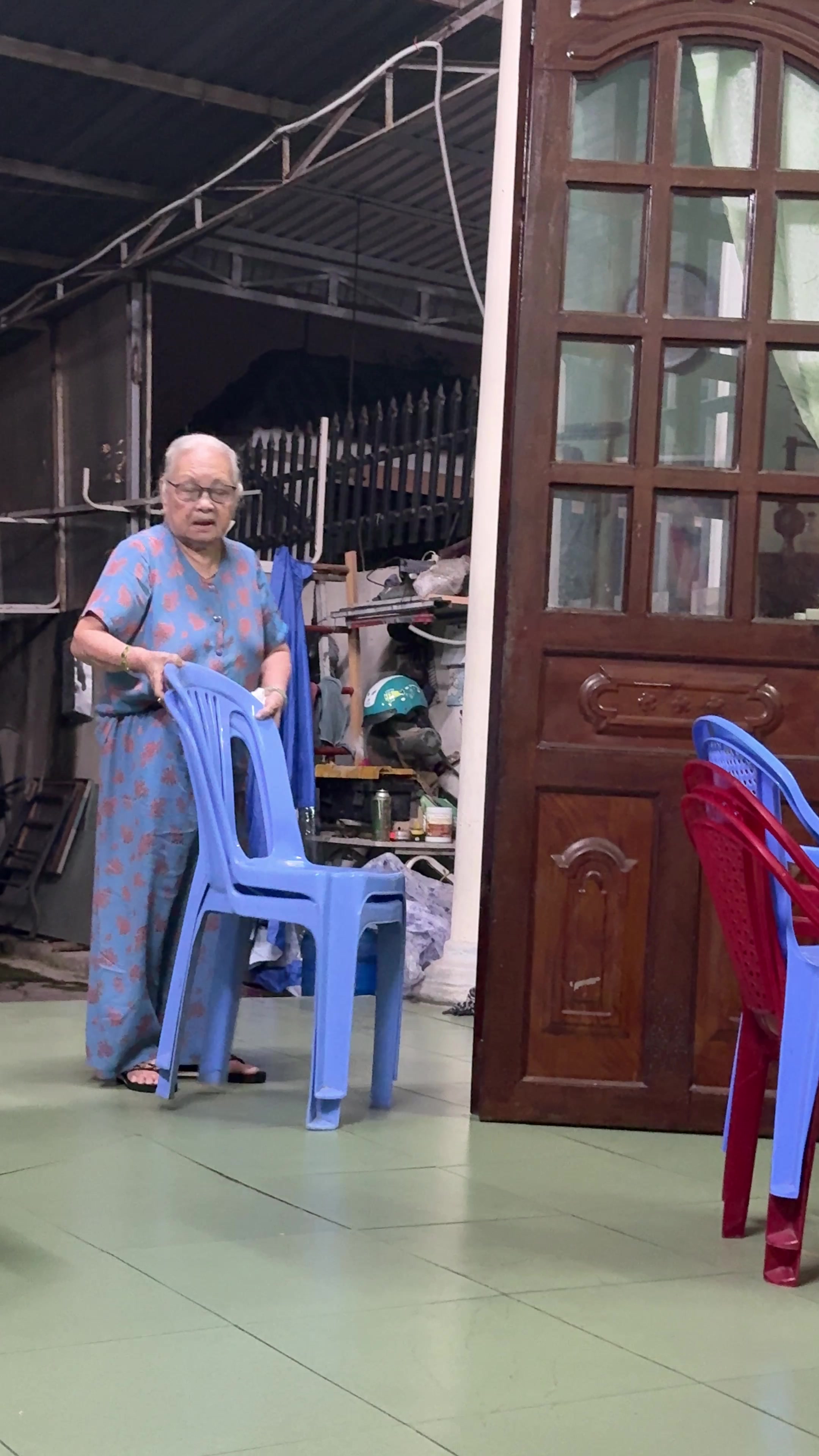 @Nguyễn Hồng Thủy