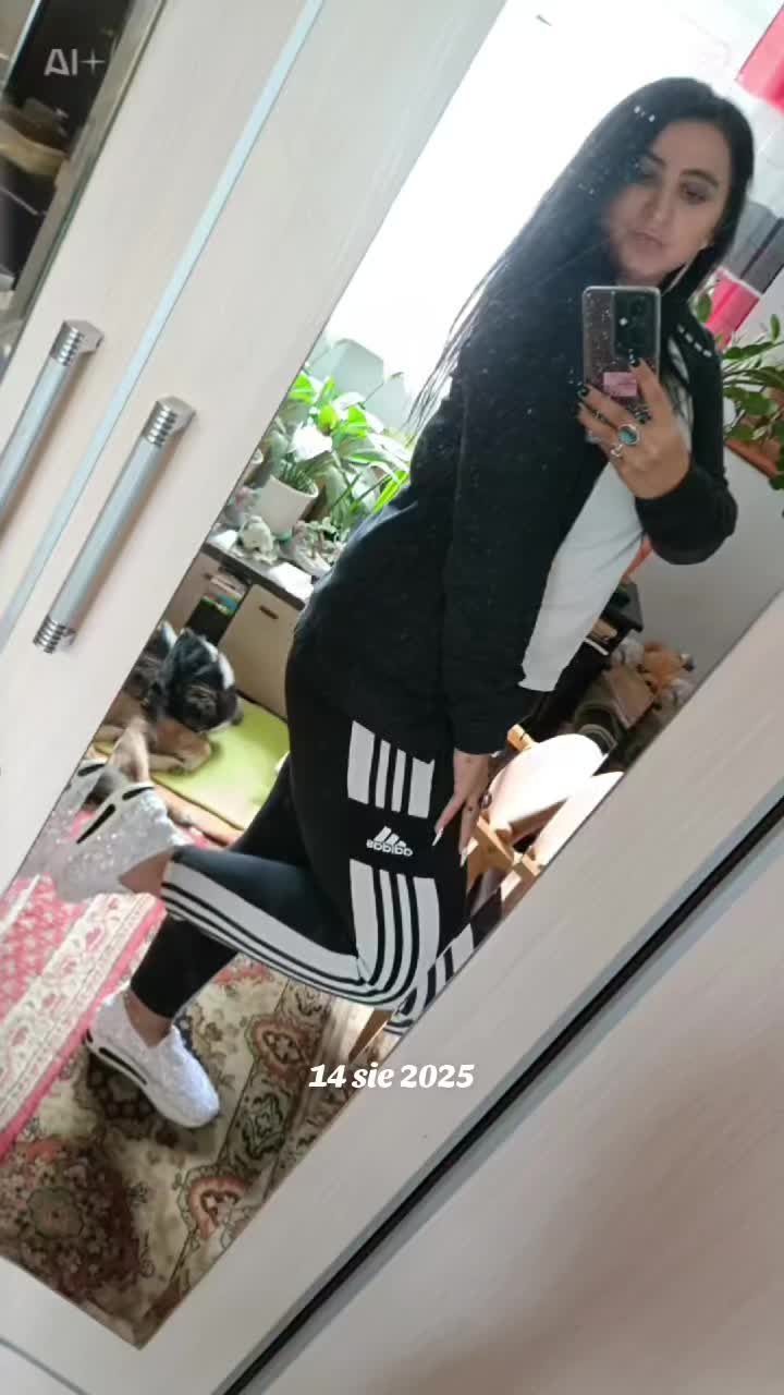 @Czoorna💋😈