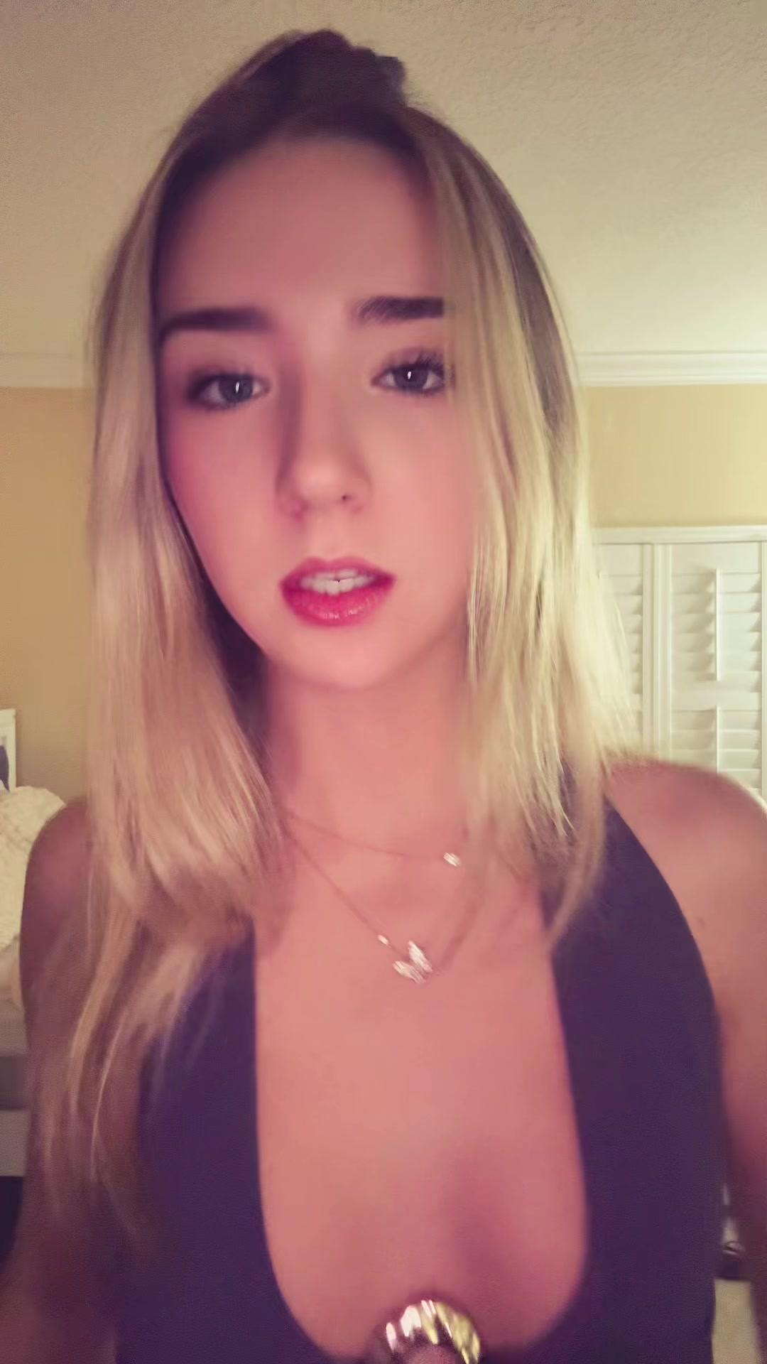 @haileeroy