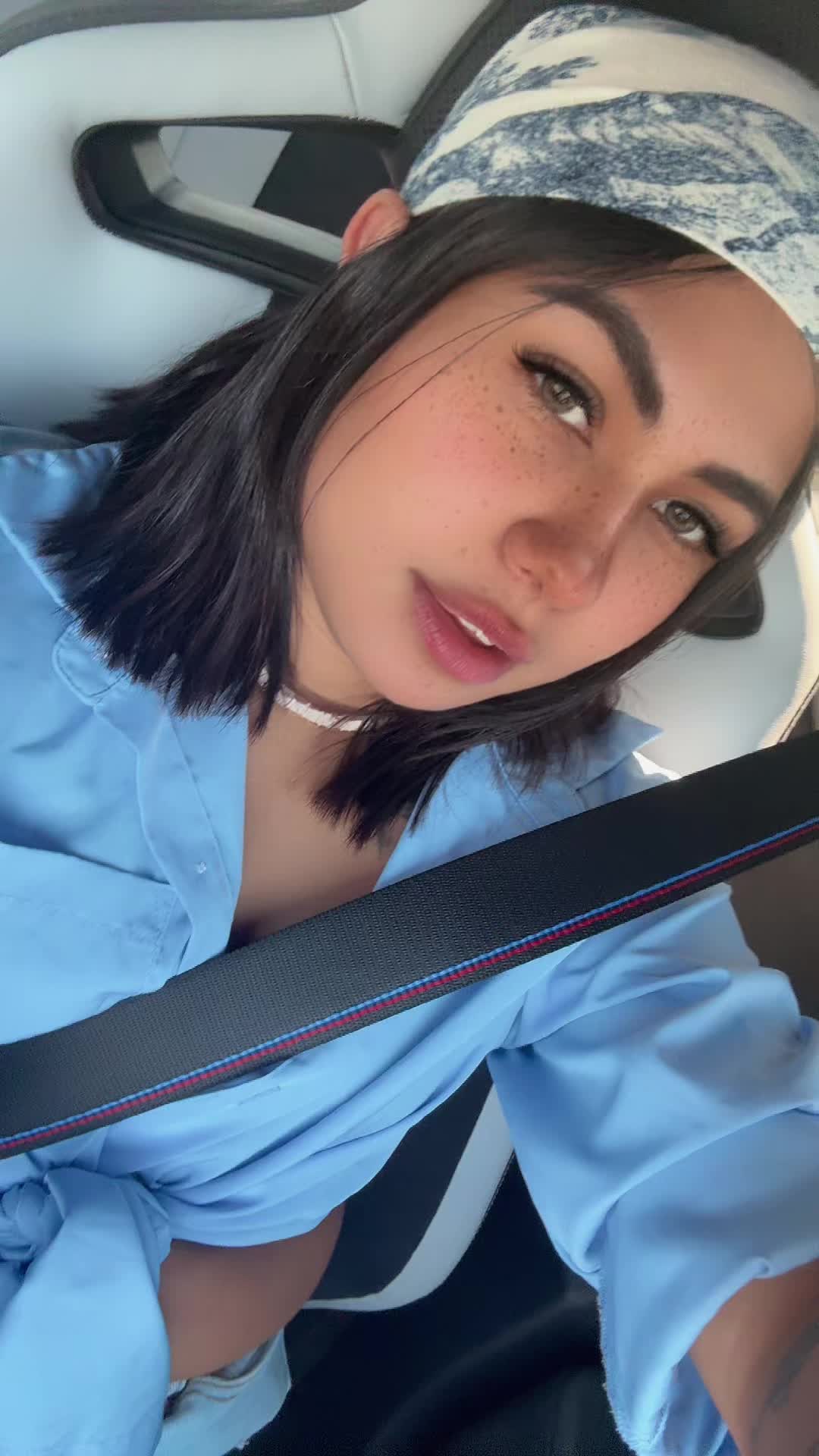 @𝙷𝙴𝙻. 🥀
