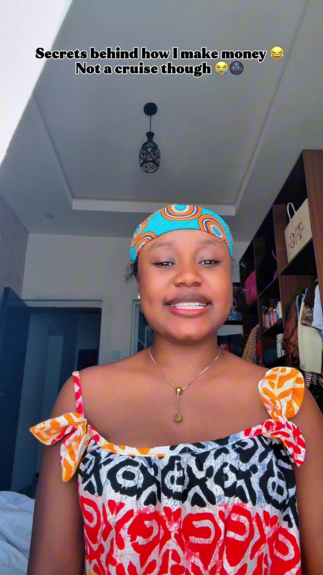 @theprettyarike