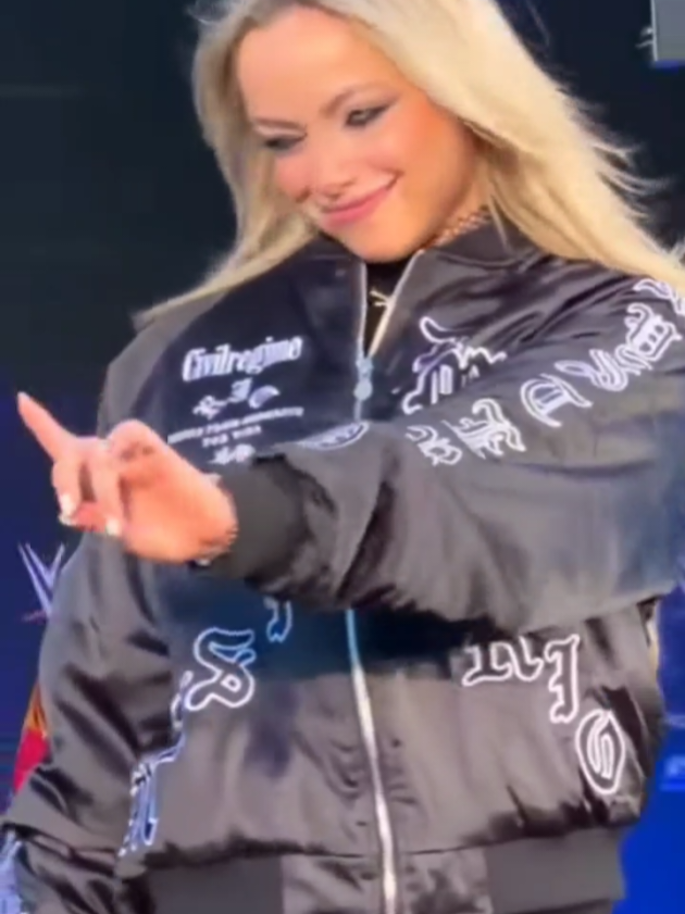 @Divas/Wrestlers