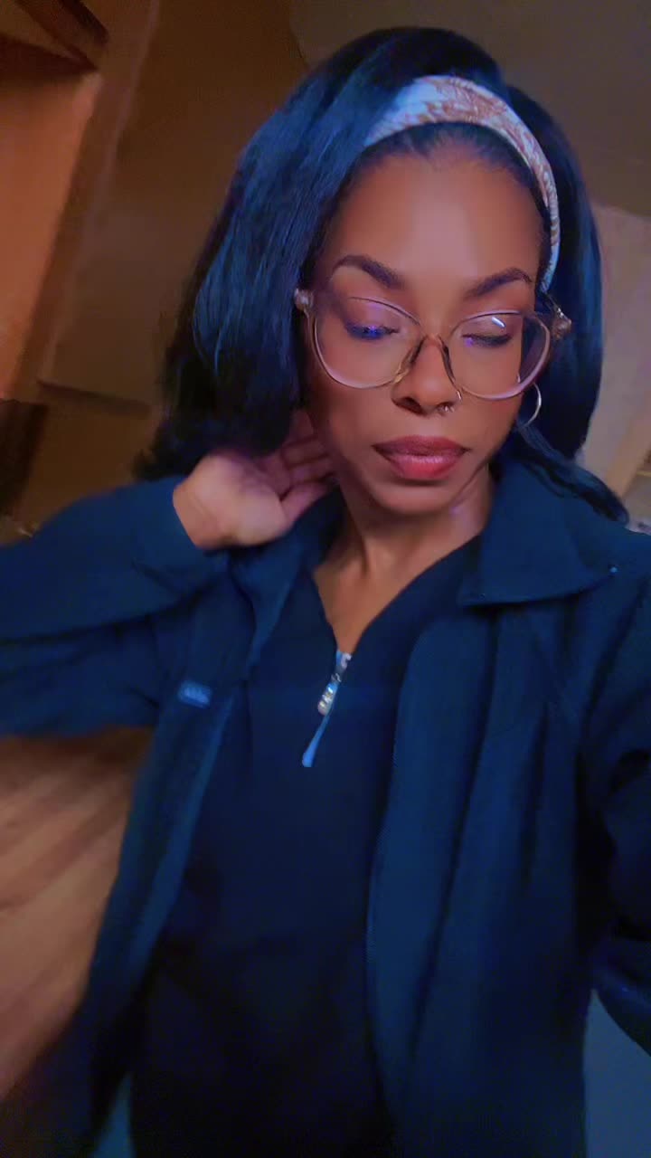 @Sherena_Capri