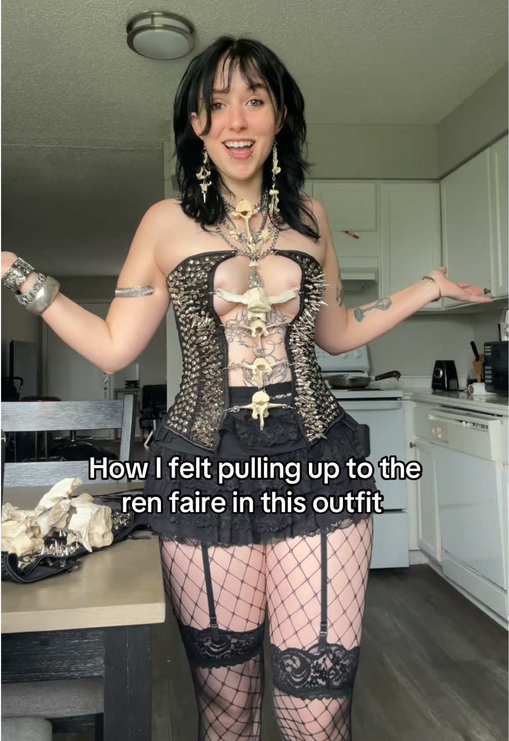 @Closet&ensp;Of&ensp;Skeletons