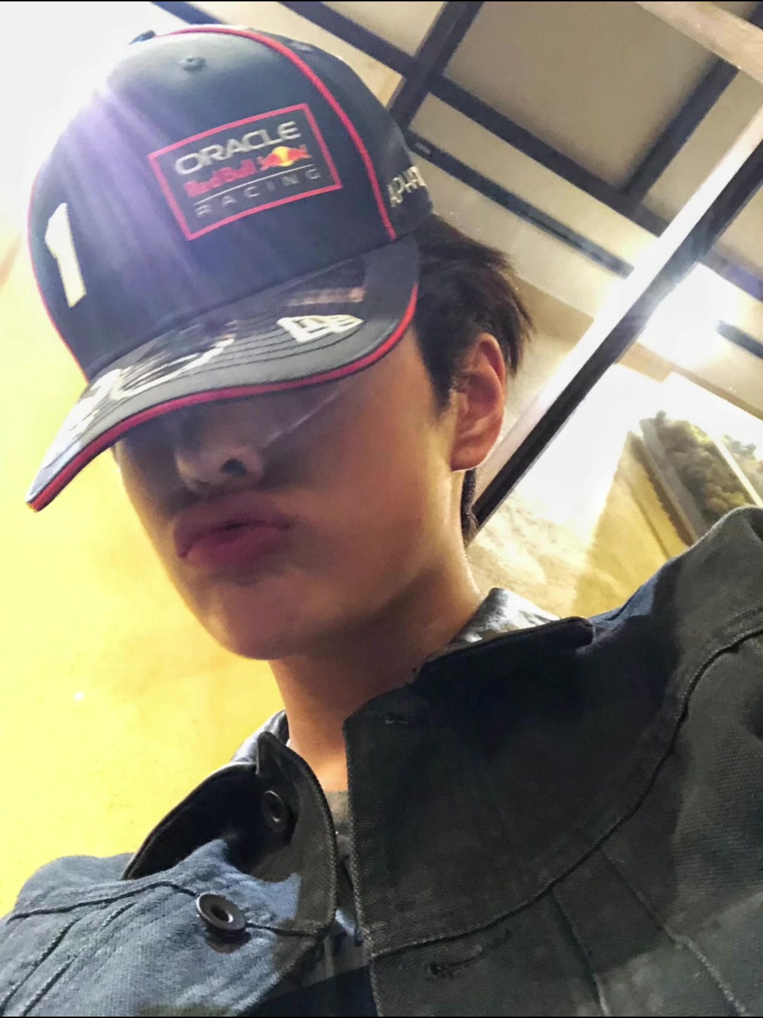 @YJ