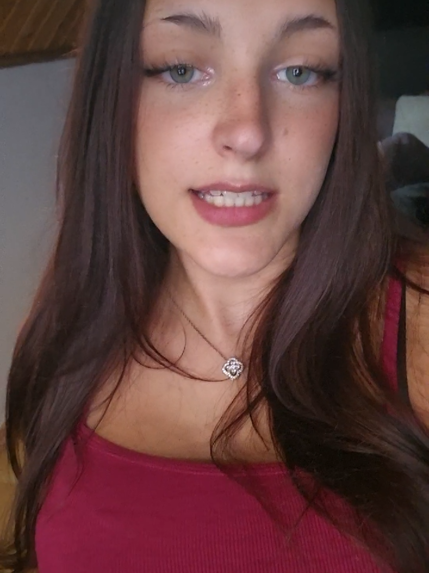 @🖤💄🌶🎧⚘️