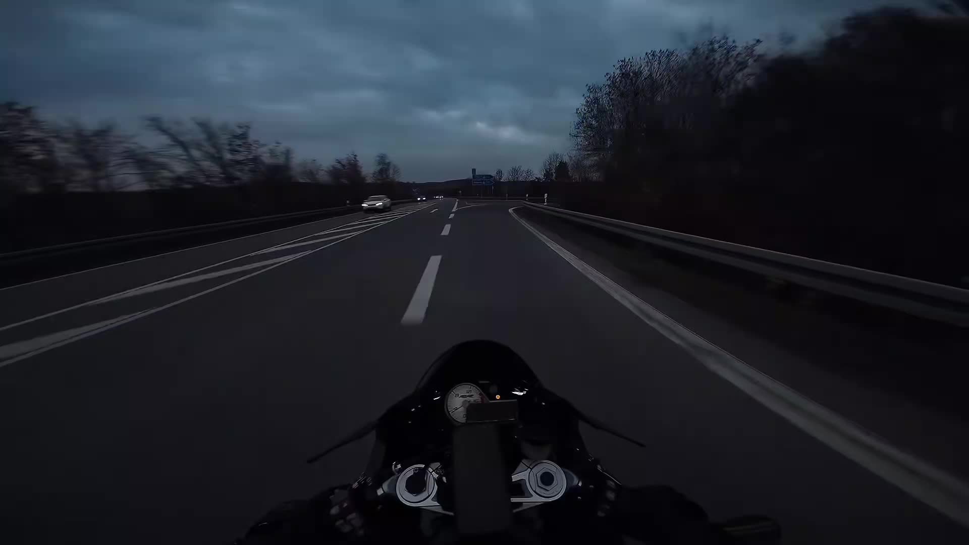 @Valentino🏍