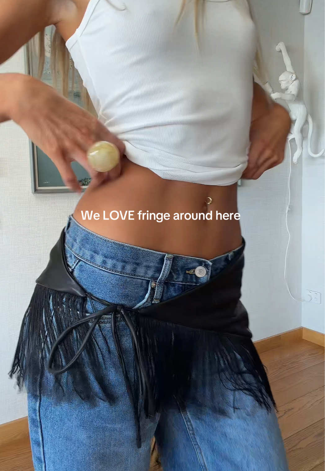 @miajbisley