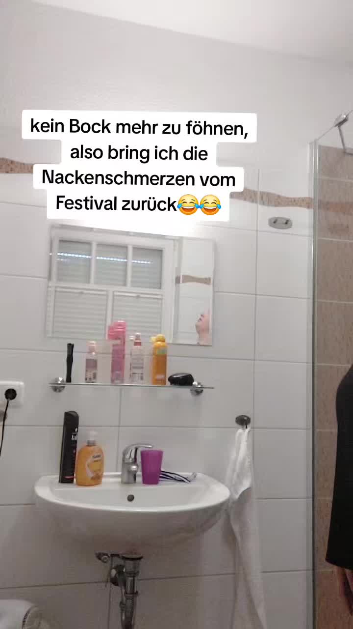 @elanieshi7