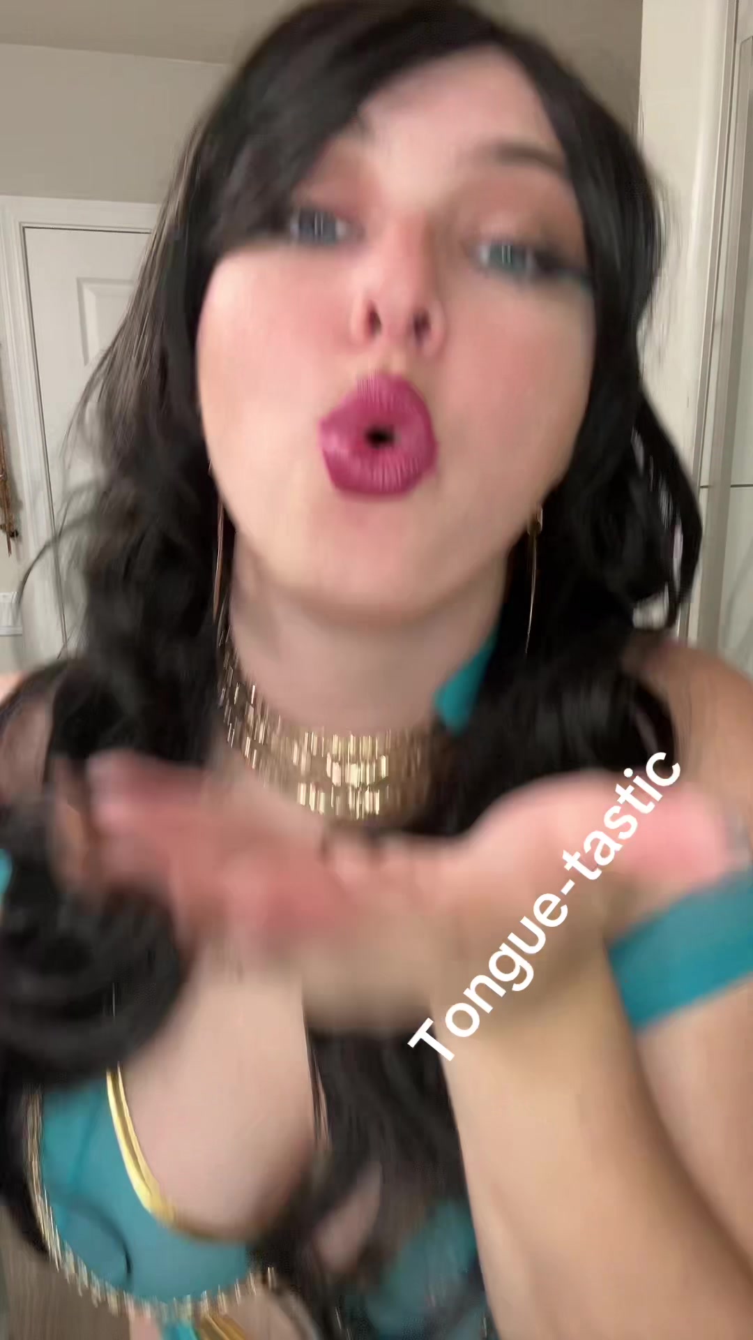 @Tongue-tastic Kiwi