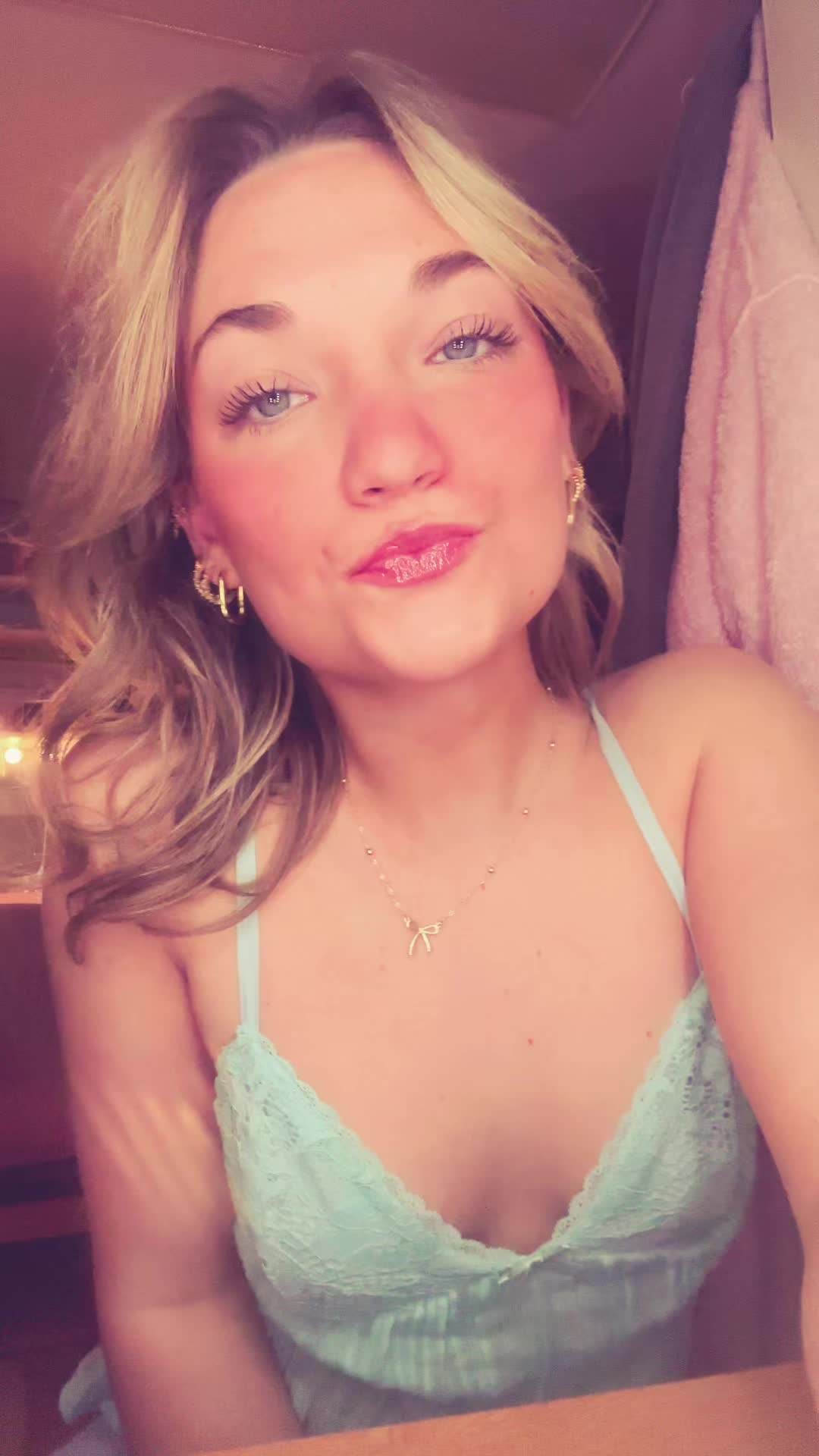 @anniemcgrathhh