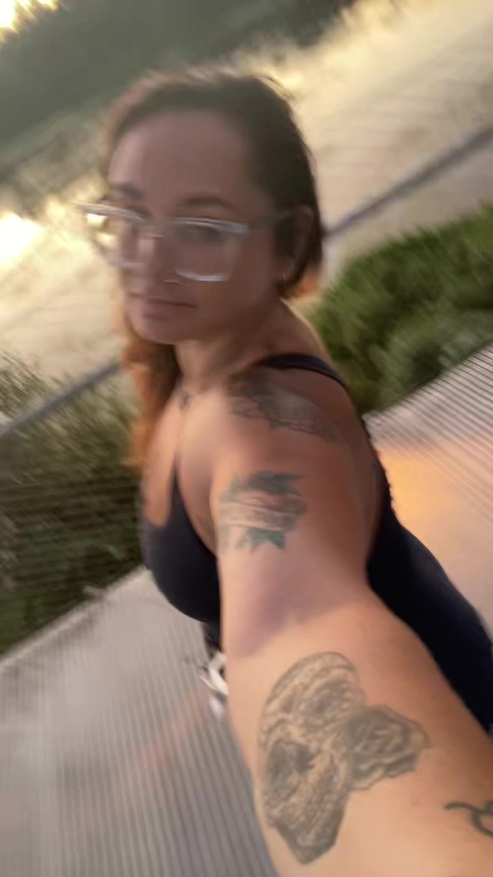 @Carsybunny