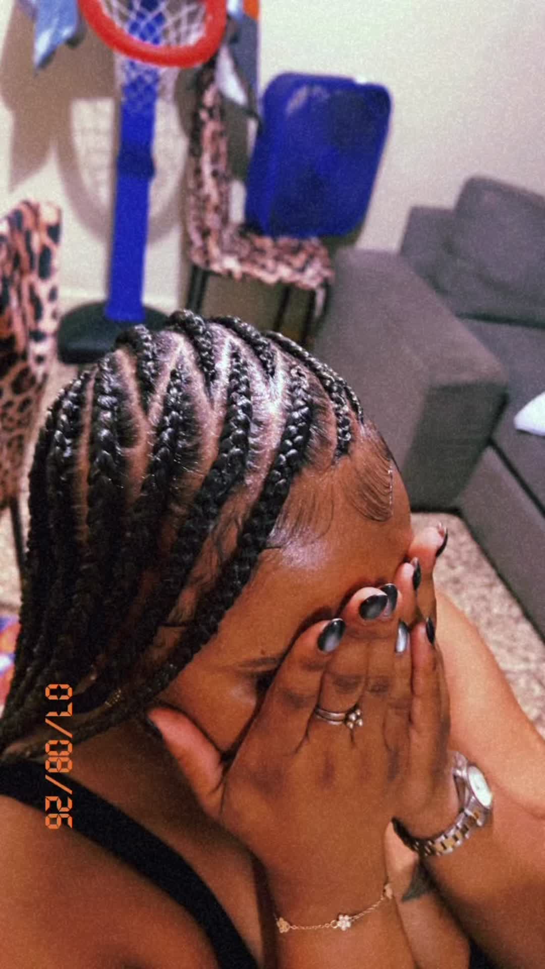 @Kaliila Almonte