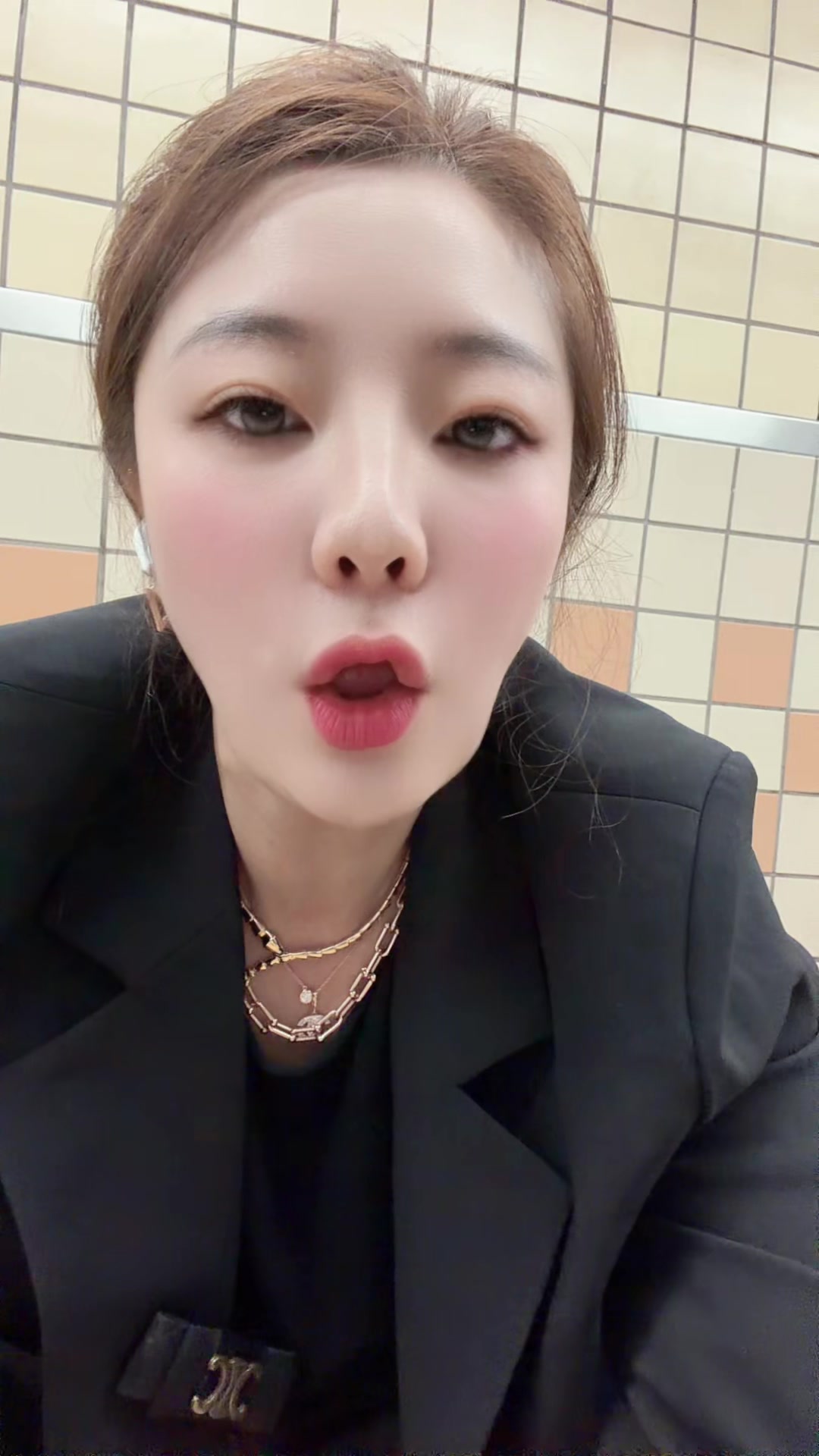 @골드언니금별