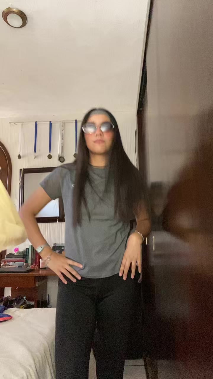 @nicoleortzz
