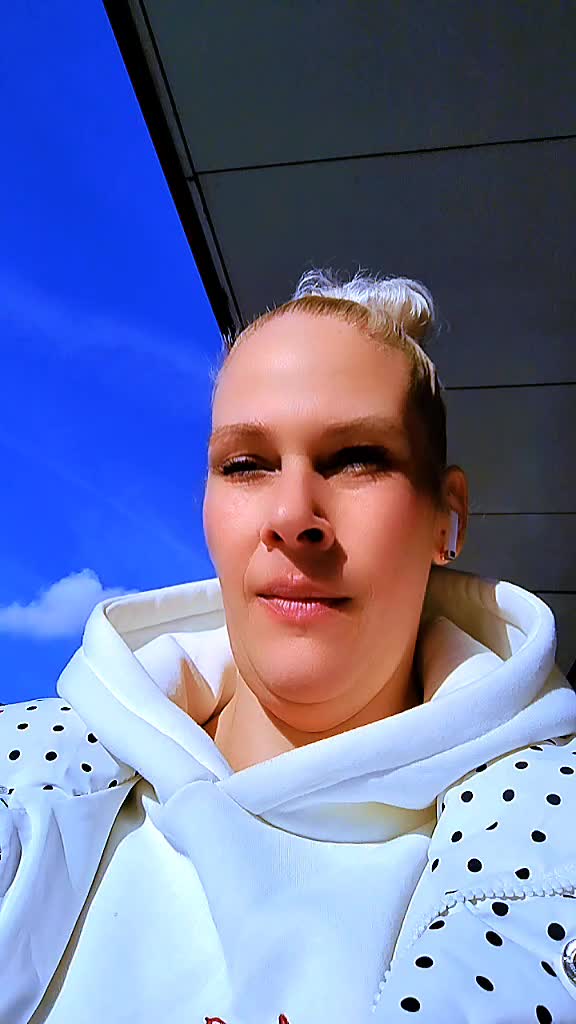 @Rina🖤🤍