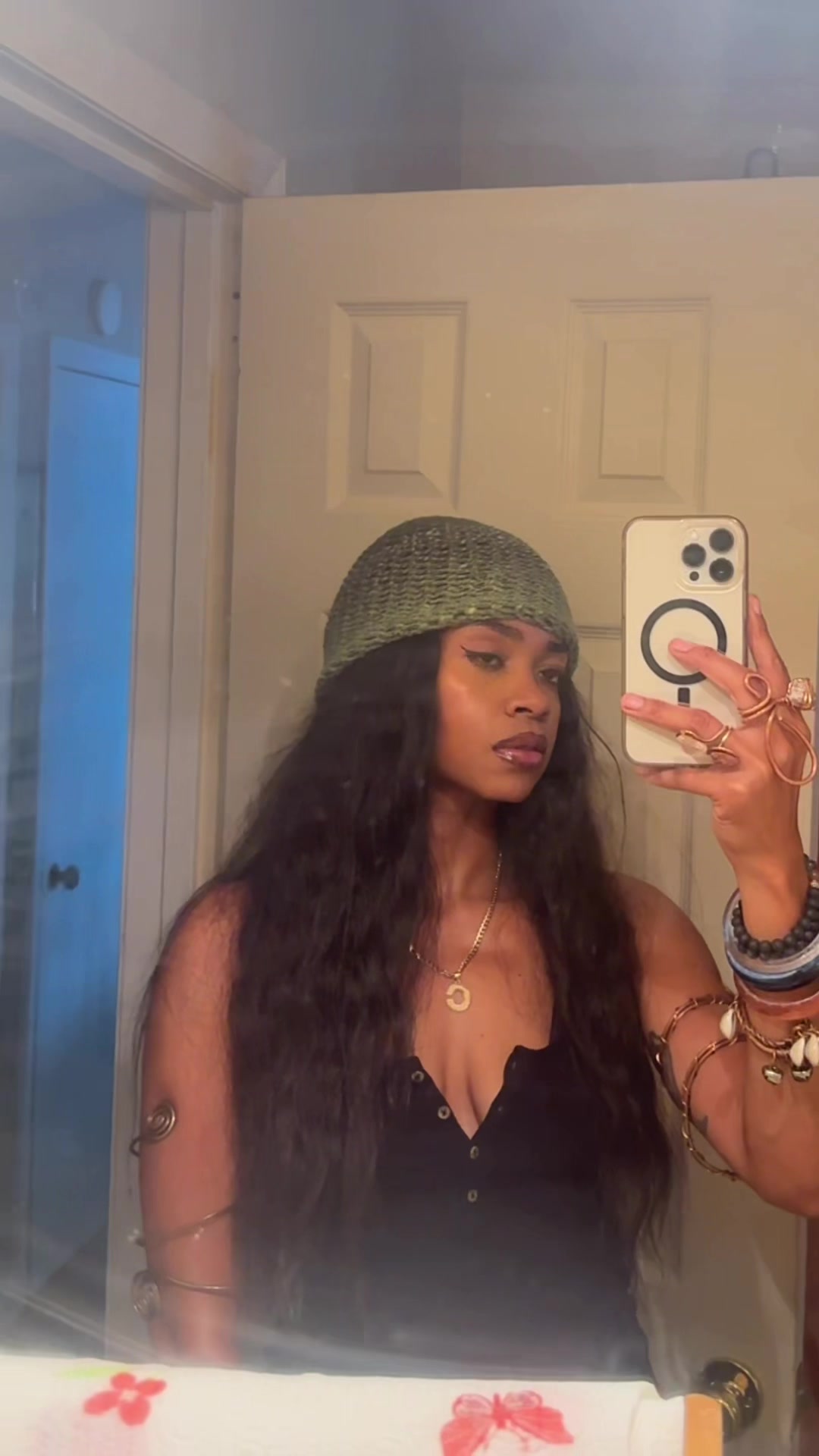 @Lovelylion__