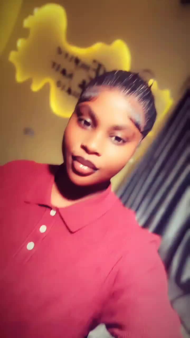 @Simbi❤️🌸
