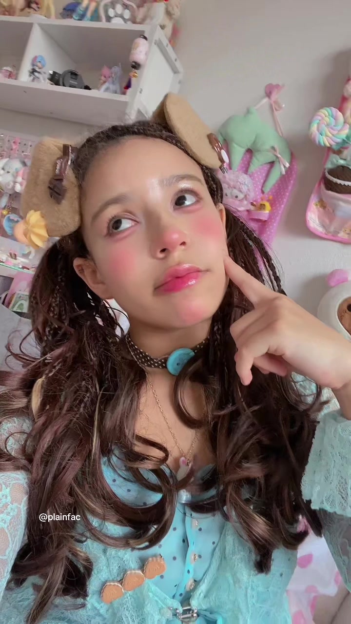 @𝐂𝐡𝐢𝐩𝐩𝐲クマ 猫