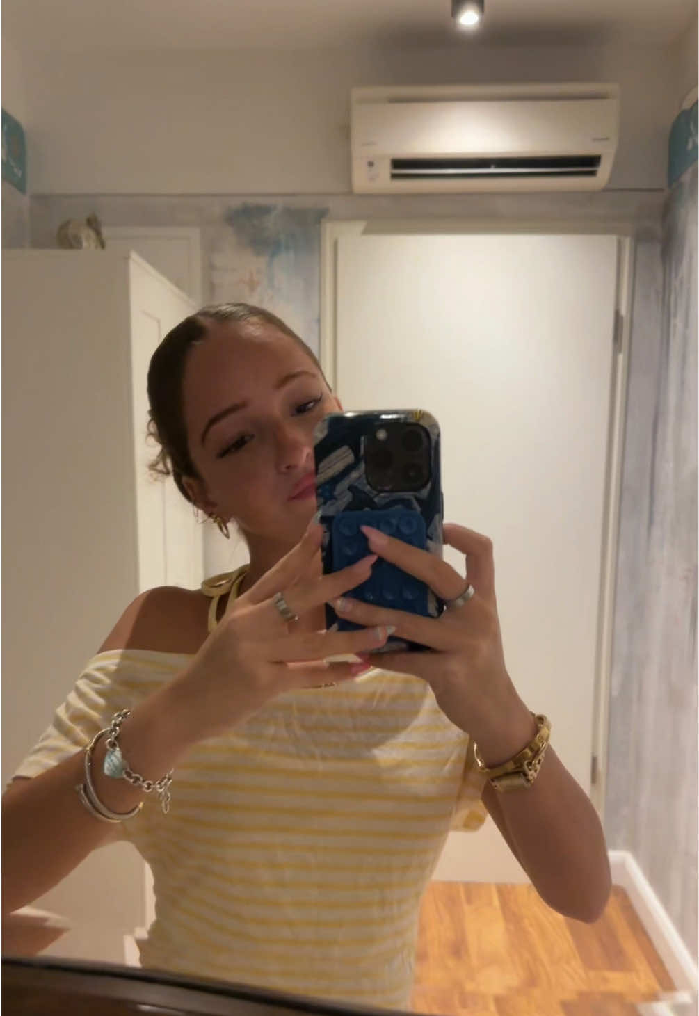 @nicole🦈