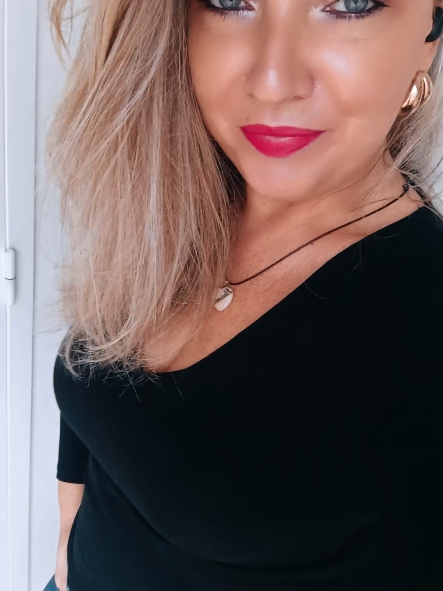 @Mélissa 🦋