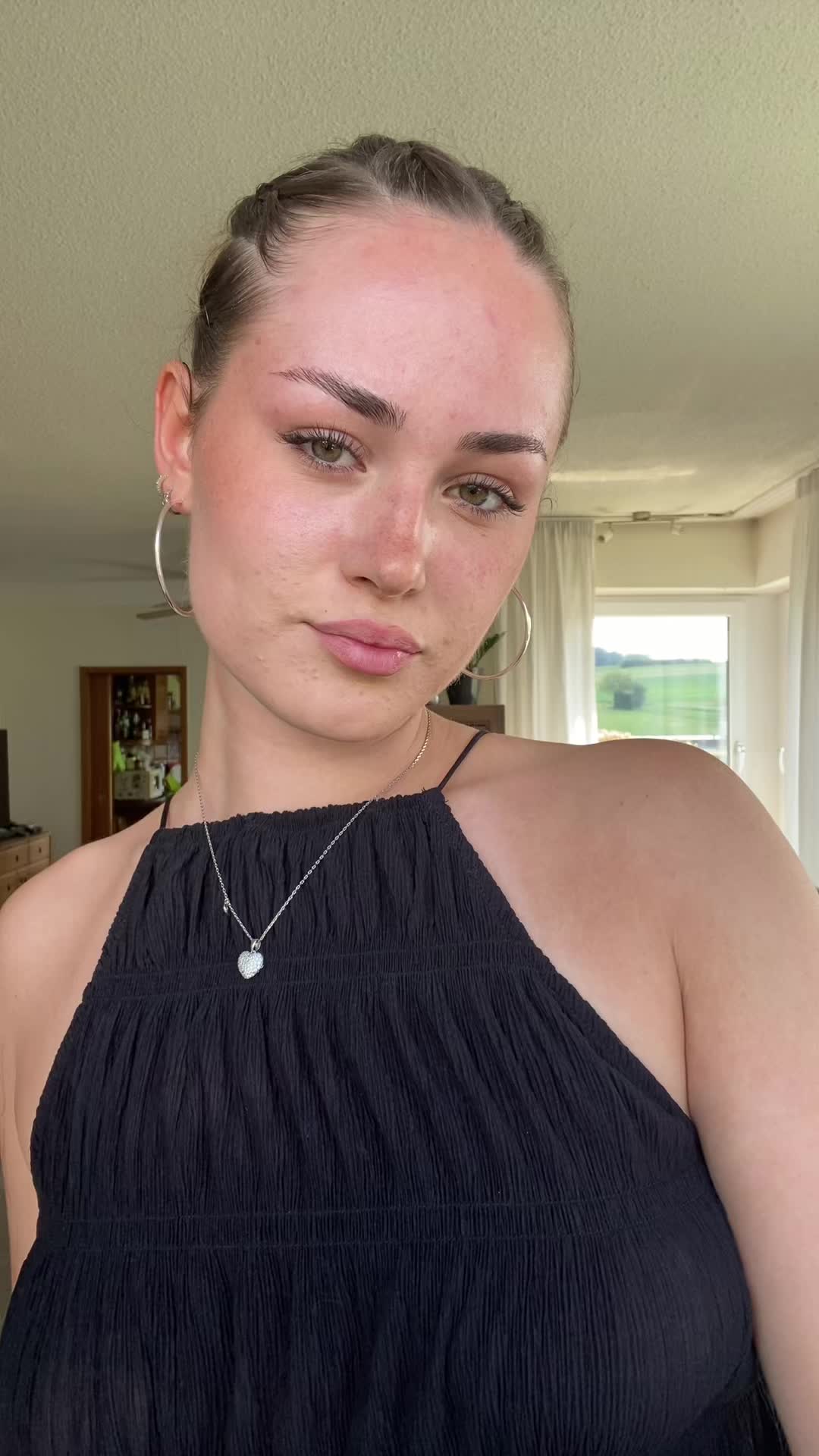 @Coraaaa