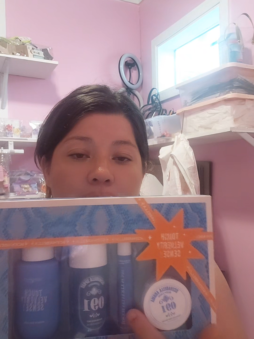 @Kiticosmetics