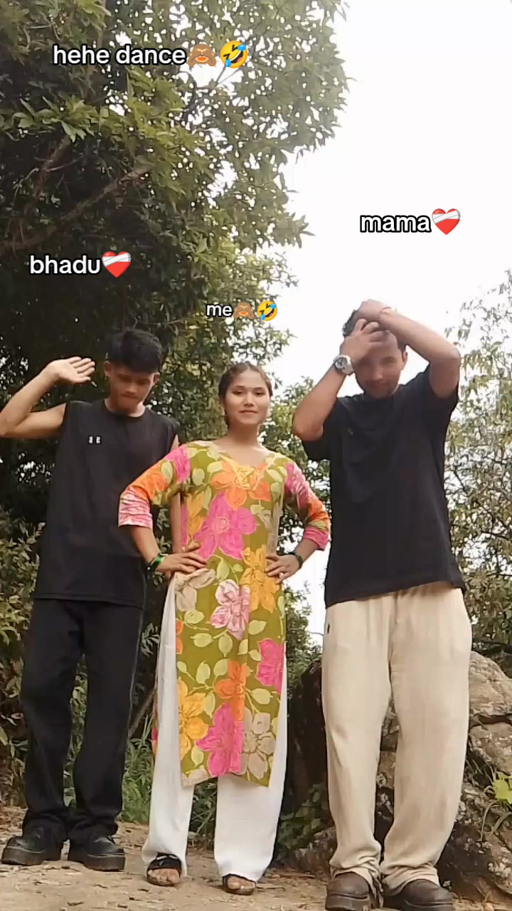 @MUSKAN😊