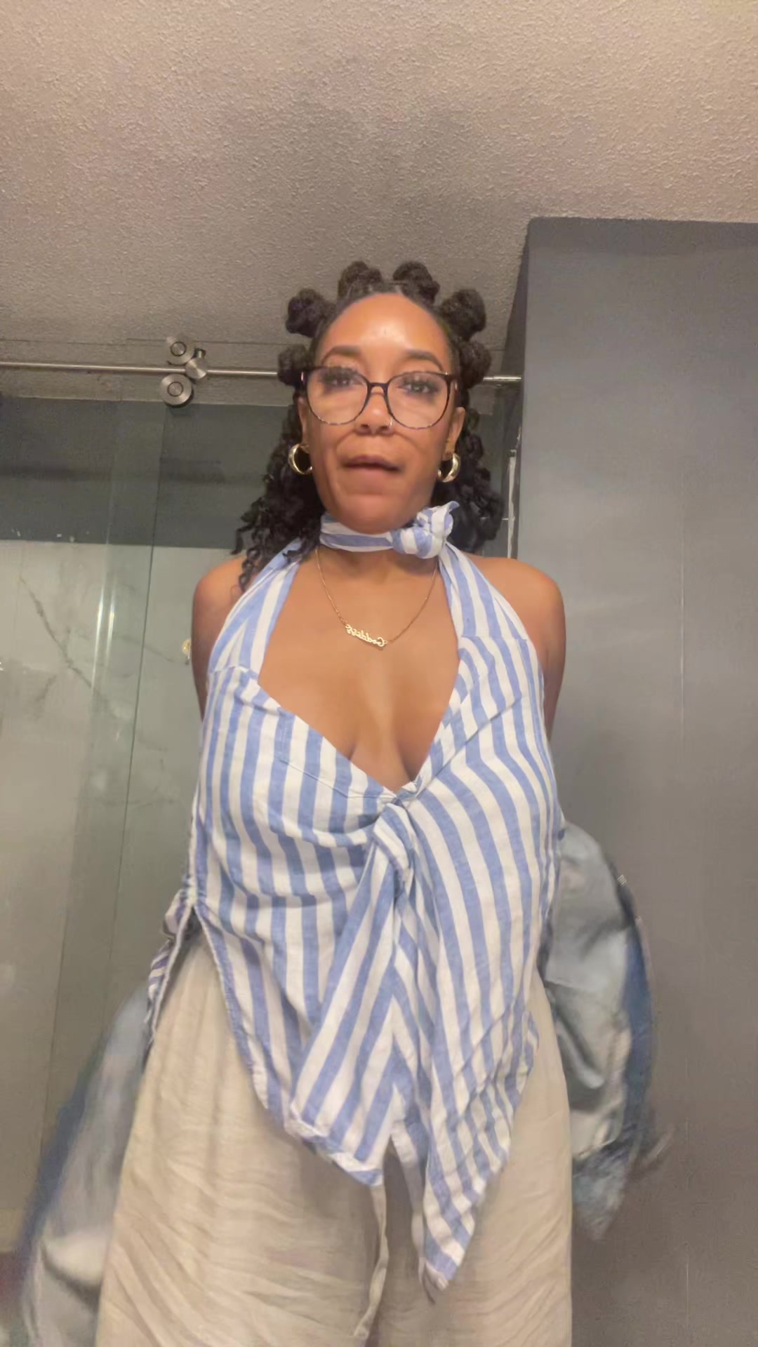 @Monique