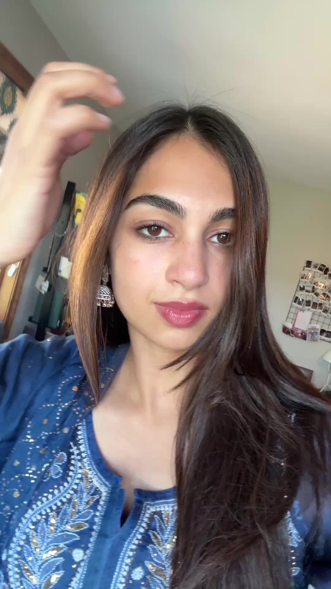 @Simrah14