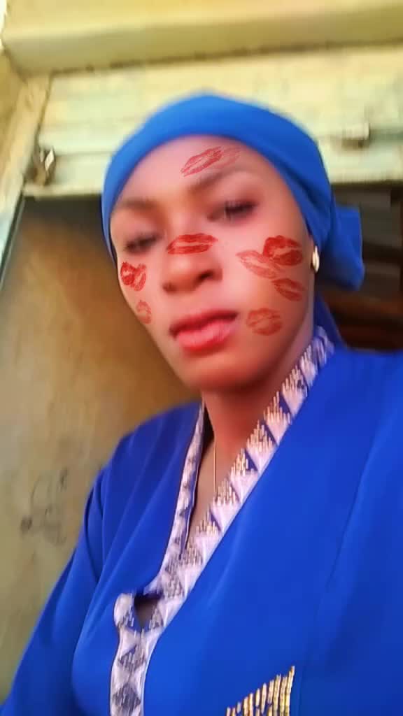 @yadanaya