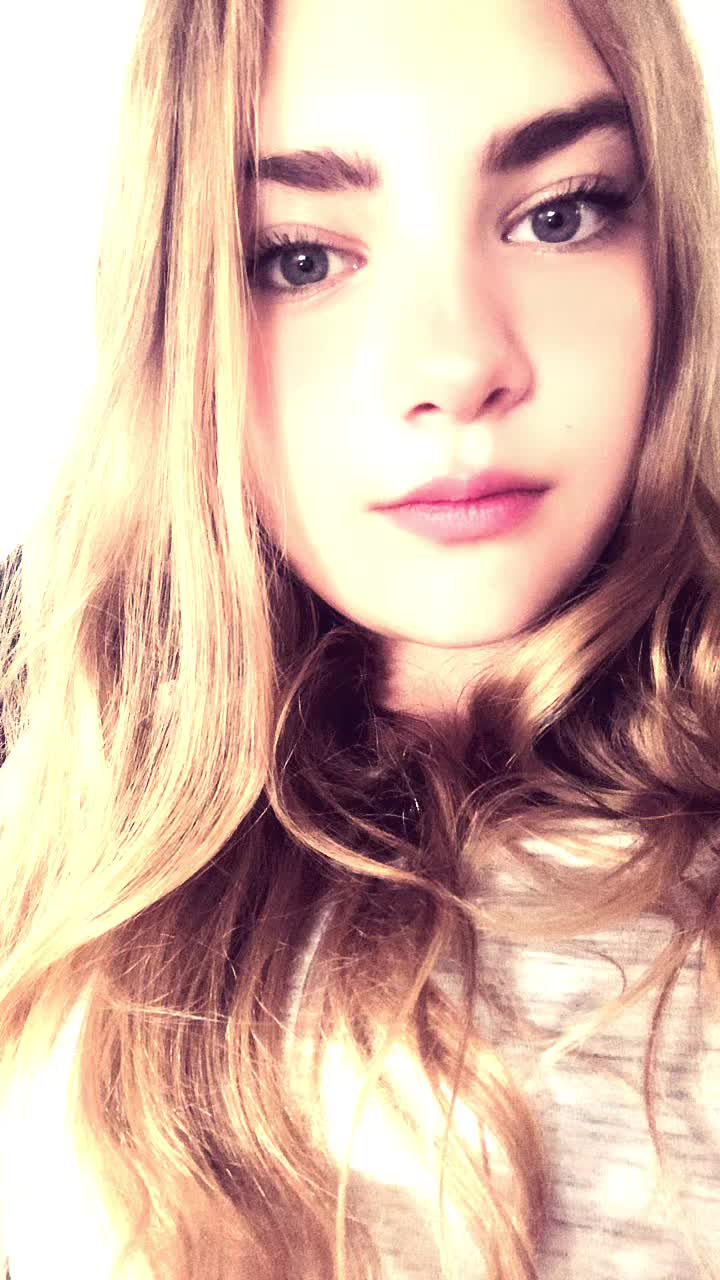 @lillyöö 🖤🤍💙